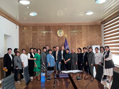 A friendly meeting was held with the heads of libraries of universities in Shymkent.